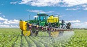 Faturamento das empresas de máquinas agrícolas deve cair 20% em 2023